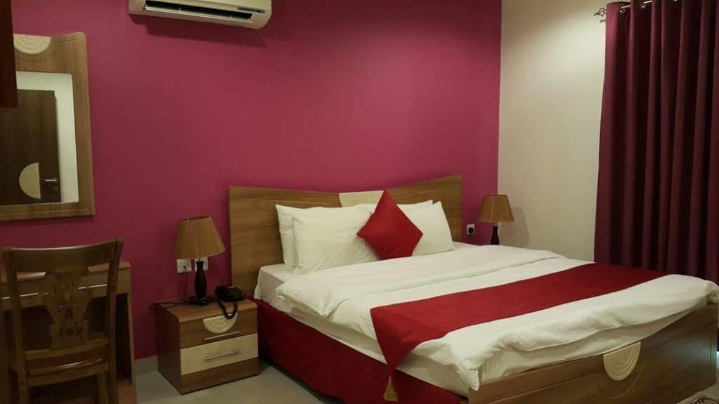 Al Manaf Hotel Suites Muscat Eksteriør billede